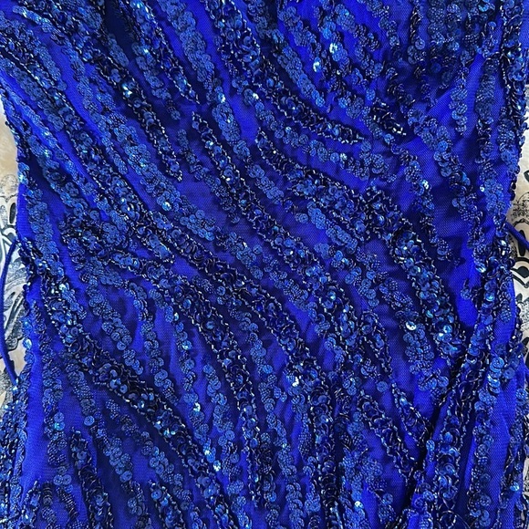 Amarra Cobalt Blue Beaded Dangles Spaghetti Strap Gown Women’s Size 2 Prom Dress - Picture 12 of 15